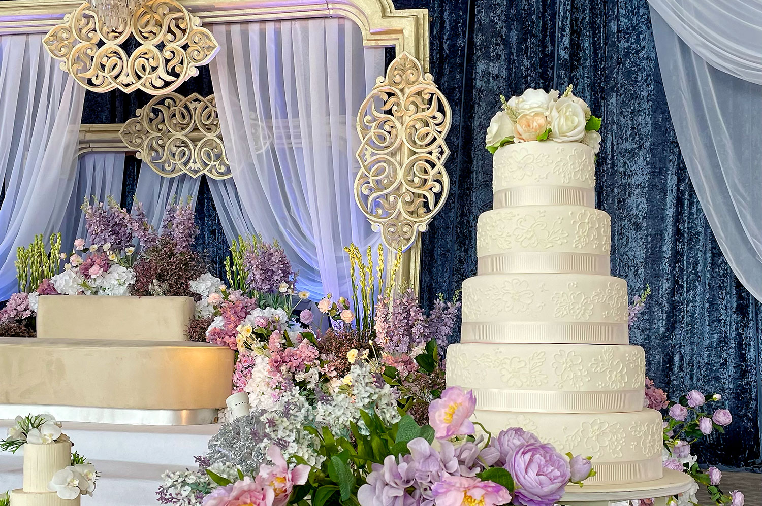 Beautiful dummy wedding cake rental, customizable to match any theme